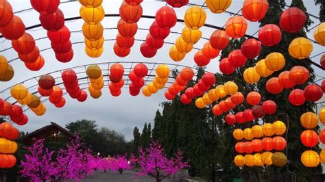 Taman Pelangi Jogja Wisata Instagramable Bertabur Cahaya Lampion