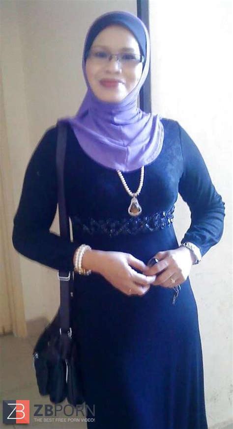 Remarkable Malay Mom ZB Porn