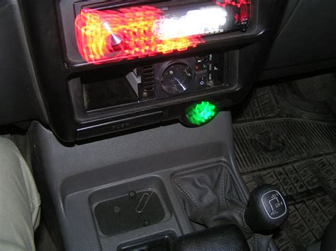 установка розетки 220 в панель авто — Isuzu Trooper (2G), 3,2 л, 1995 ...