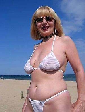 Free Hot Elder Statesman Women In Bikinis Porn Pic Granny Pussy