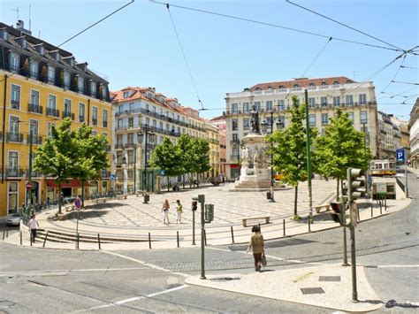 As taxas hipotecárias estão a descer Uma oportunidade de ouro para os