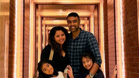 Ravichandran Ashwin Family - Father, Mother, Siblings, Wife, Kids