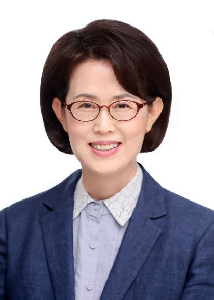 우리지역 일꾼 의원 박춘남 문경시의원 사회적 약자나 어려운 이웃 위한 의정 활동 영남일보 사람과 지역의 가치를 생각합니다