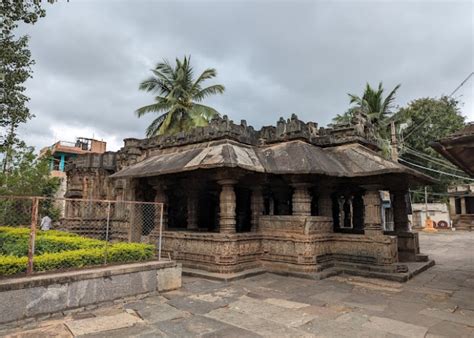 Trikuteshwara Temple Gadag Info History Photos Architecture