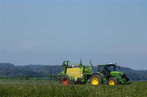 Crop Sprayer Tractor Agricultural - Free photo on Pixabay