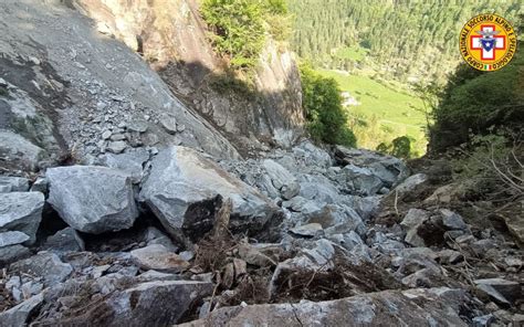 Una Grossa Frana In Val Di Mello Avviso Agli Arrampicatori