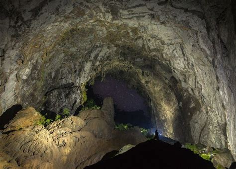 A Photo Journey Inside Hang Son Doong The World S Largest Cave