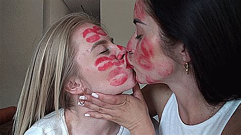 Lesbian Kissing Passion 1920x1080 HD MOV Queen Lusy Clips4sale