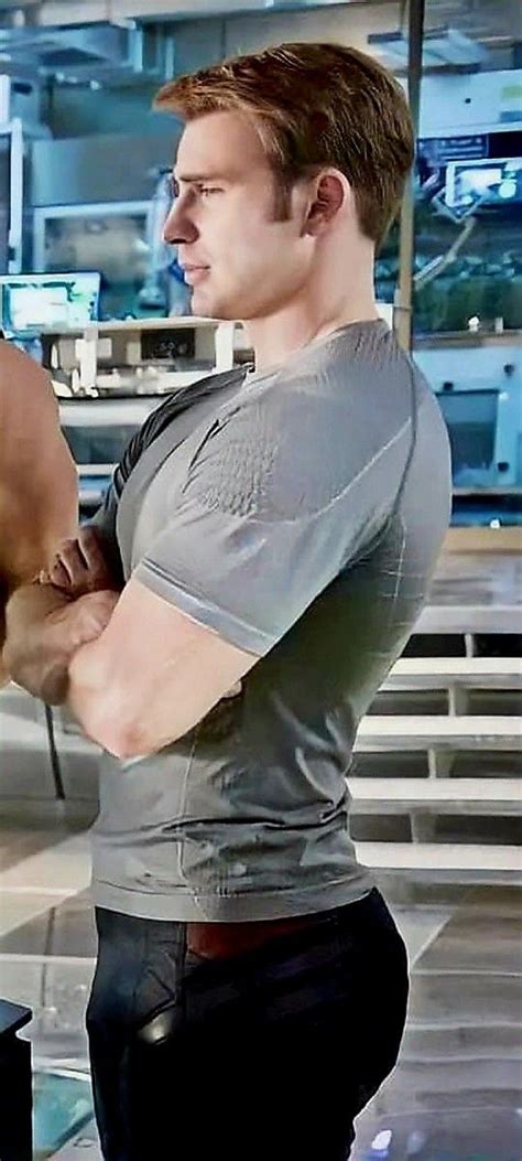Pin By Mariano Ortega On Guardado R Pido In Chris Evans Shirtless Chris Evans Gay Chris