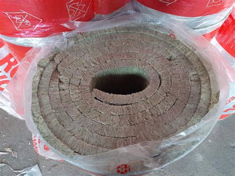 Утеплитель базальтовый для труб и дымоходов Rockwool Alu lamella mat 30 ...
