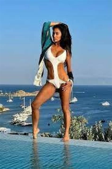 Bikini News Daily Nicole Scherzinger Showcases Her Beautiful Figure