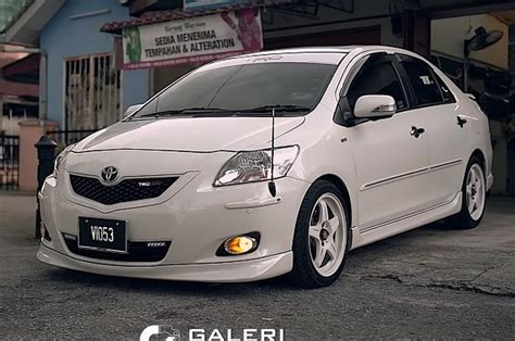 Adopsi Gaya Belta JDM Toyota Vios Tampil Anggun Serba Putih GridOto