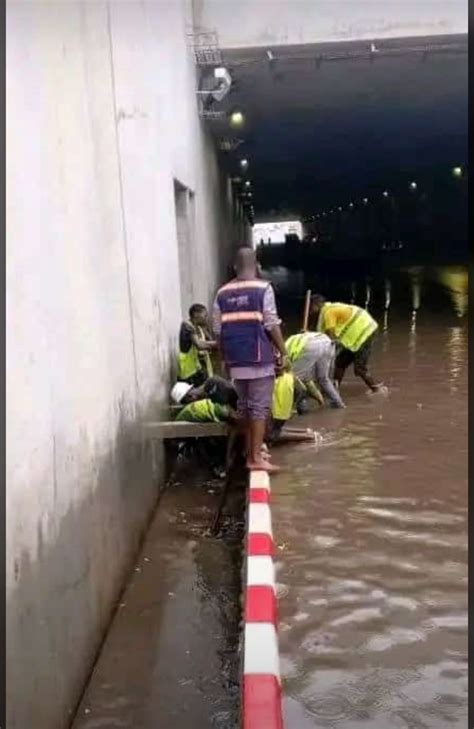 C Te Divoire Abidjan L Changeur De La Commune Dabobo Inond Par La