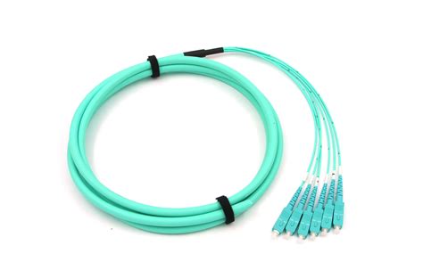 China 2 4 6 8 12 16 24 Core MPO MTP LC Sc St FC Mu Connector FTTH