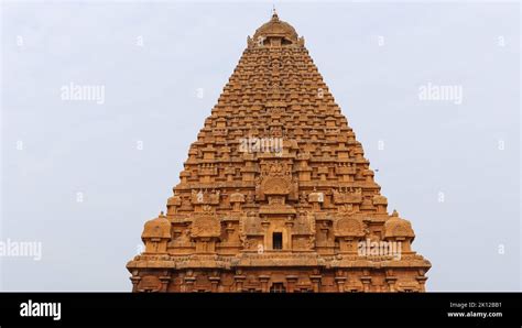 The Beautiful Brihadeshwara Temple Chola Dynasty Temple Dedicated To