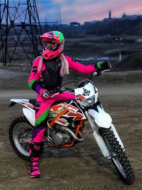 Motocross Outfits, Motocross Girls, Bike Outfits, Motocross Gear, Motorcross Bike, Motorcycle ...