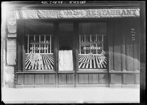 Windows of War: How Parisians Prepared for Attack