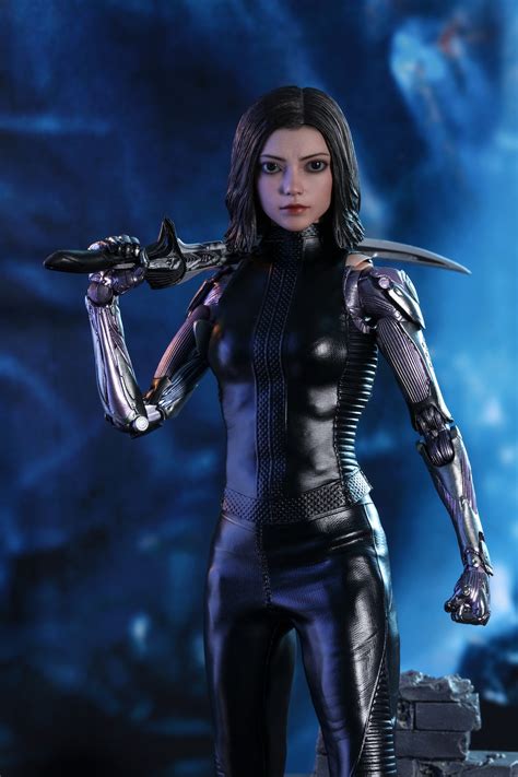 Hot Toys Alita Figure