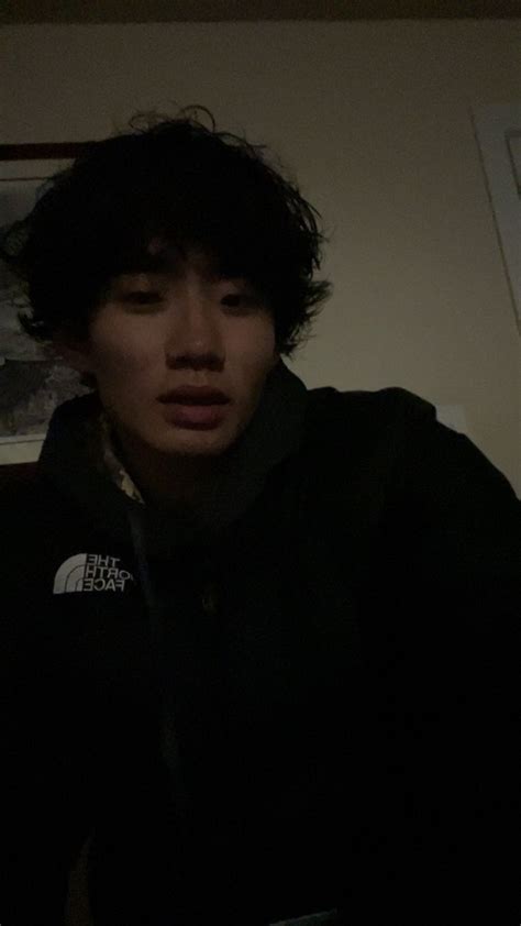 Pin By Jules On Cutie Patootie Hot Korean Guys Boy Hairstyles Cutie