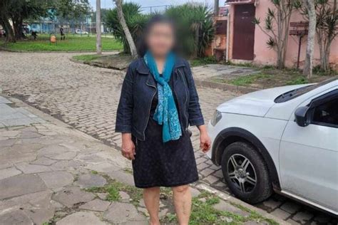 Mulher colombiana afirma ter ganho casa em sorteio e intriga vizinhança