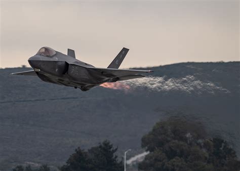 F 35a Lightning Ii Demonstration Team Schedule Announced For 2022 Air