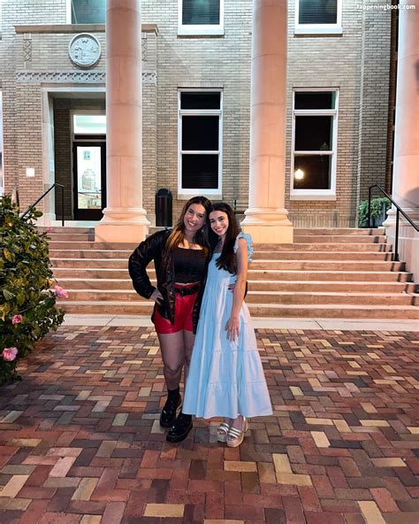 Larissa Cambusano Larissacambusano Lcambusano Nude OnlyFans Leaks Fappening FappeningBook