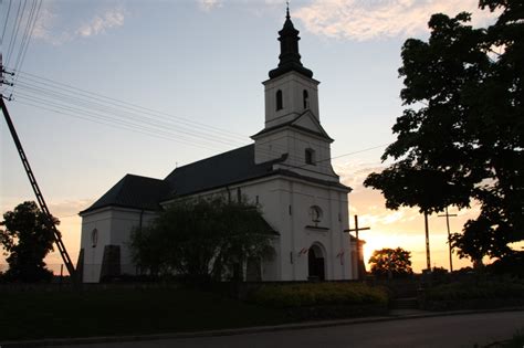 Parafia Rzymskokatolicka w Topczewie kościół 1