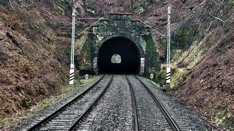 Dolny L Sk Tunel W Trzci Sku Zostanie Poszerzony W Niedziel Plk