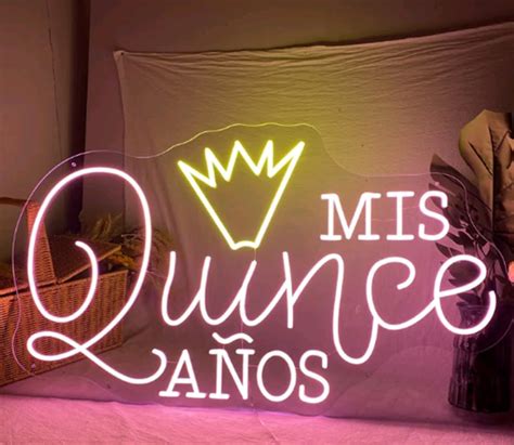 Letrero De Ne N Con Corona De Mis Quince A Os Luz De Ne N Led