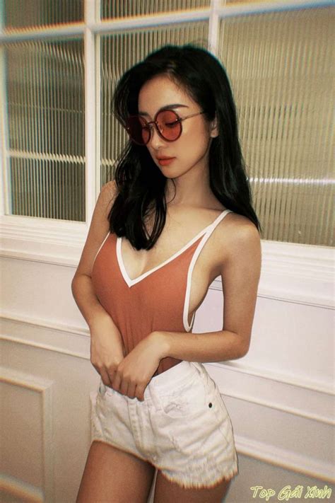 Ảnh Jun Vũ bikini mảnh khiêu gợi nóng bỏng mắt