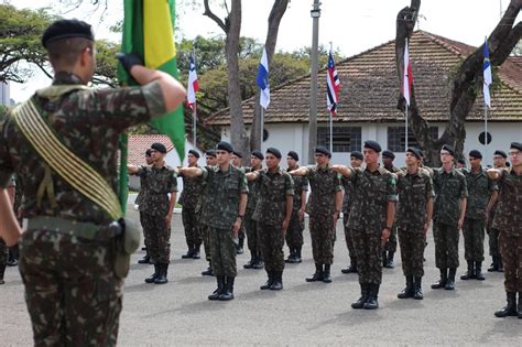 Regimento Deodoro Realiza Formatura Alusiva Ao Dia Do Soldado