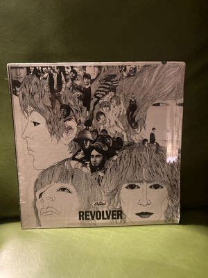 Gripsweat THE BEATLES REVOLVER LP ORIGINAL MONO In SHRINK Capitol