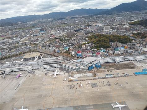 福岡空港、現行の3倍となる高さ約100mの新管制塔を整備へ Sky Budget スカイバジェット