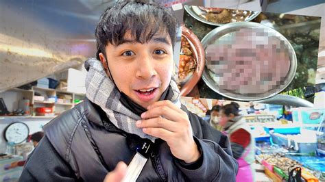 Wie Schmeckt Der Koreanische P Nis Fisch Fischmarkt Food Tour Youtube