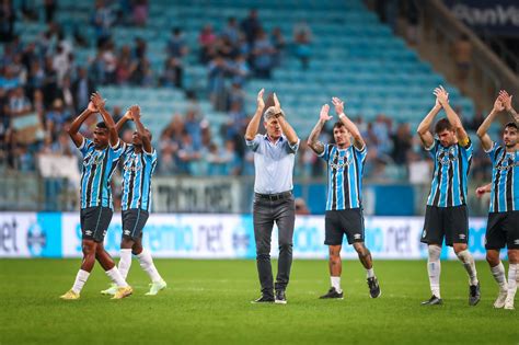 Quem S O Os Dois Jornalistas Citados Por Renato Depois Da Goleada Do