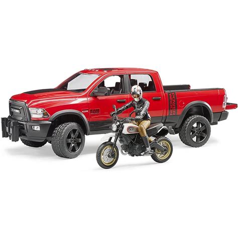 Bruder 2502 Ram 2500 Power Wagon Mit Scrambler Ducati Desert Sled Und