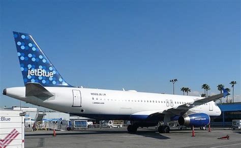 Jetblue Flight Makes Emergency Landing After Reports Of Smoke Ibtimes