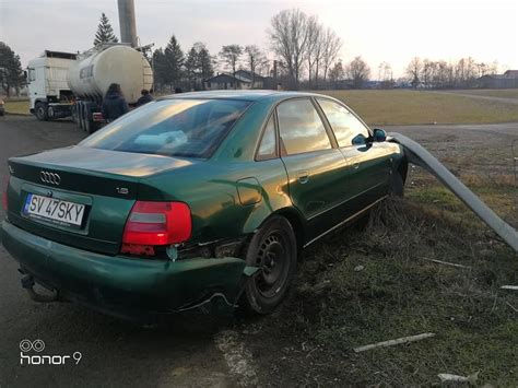 FOTO Accident la Rădăuți Un șofer care a acroșat un TIR s a izbit cu