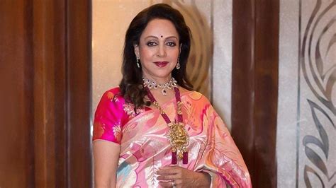 हेमा मालिनी बॉलीवुड करियर Hema Malini Birthday Date Hema Malini Love Story Hema Malini