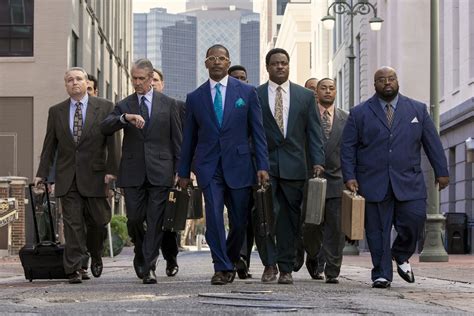 [TRAILER] Jamie Foxx Wages War On Big Business In 'The Burial'