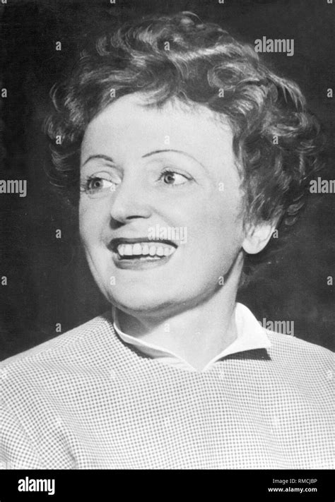 La Cantante Edith Piaf Fotograf As E Im Genes De Alta Resoluci N Alamy