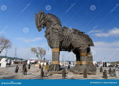 Деревянный конь в Canakkale, Турции Редакционное Стоковое Изображение ...