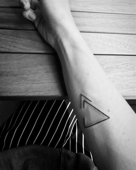 Powerful Small Tattoo Designs With Meaning Feminatalk D Vme