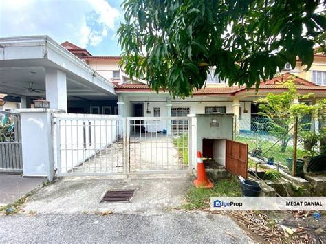 Double Storey Taman Seri Pristana Saujana Utama Sungai Buloh For