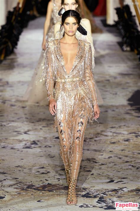 OOPS International Nude Leaks Photo Fapellas