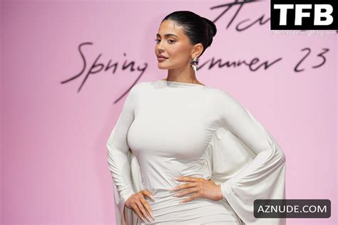 Kylie Jenner Sexy Seen Flaunting Her Hot Curves In A White Dress At Paris Fashion Week AZNude