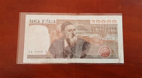 Billetes Ducati Italia A La Venta En Subasta Online