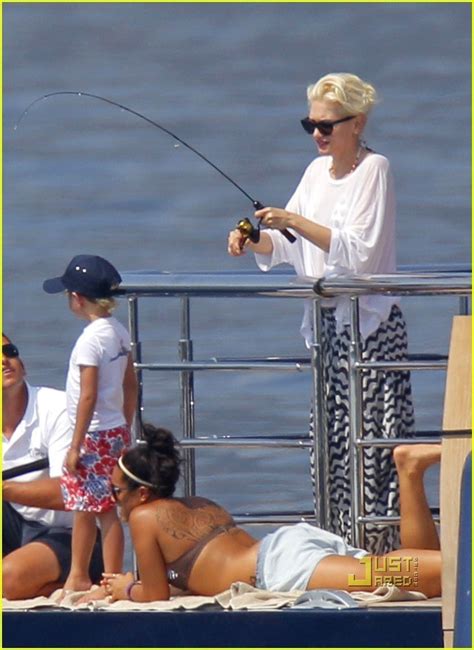 Gwen Stefani Bikini Babe In Cannes Gwen Stefani Photo 22336718