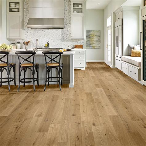 Bruce Time Honored Oak Tinted Natural 3 8 In T X 7 1 4 In W X Vary Length Engineered Hardwood