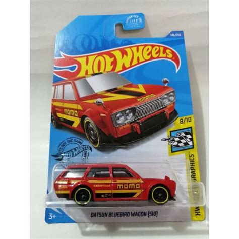 V Hot Wheels Datsun Bluebird Wagon 510 MOMO Red Black Exclusive 1 64